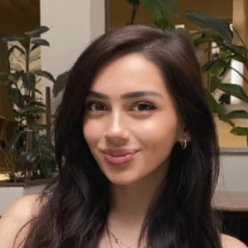 Yeşim E.-