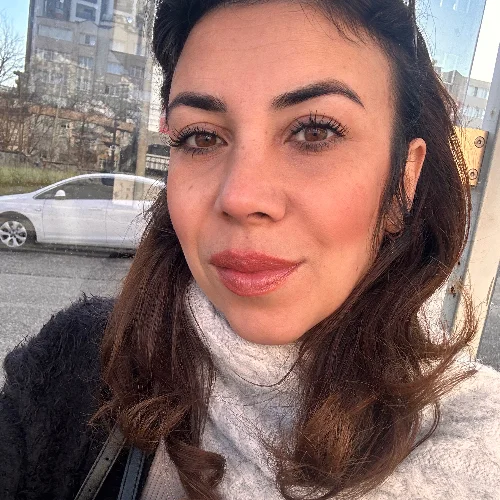 Zehra Y.-
