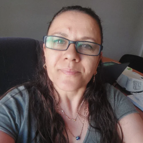 Özlem G.-