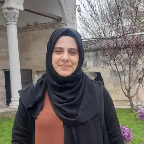 Özlem Ö-