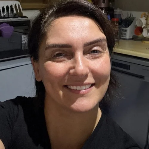 Özlem Y.-