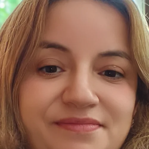 Ayşe Ö-