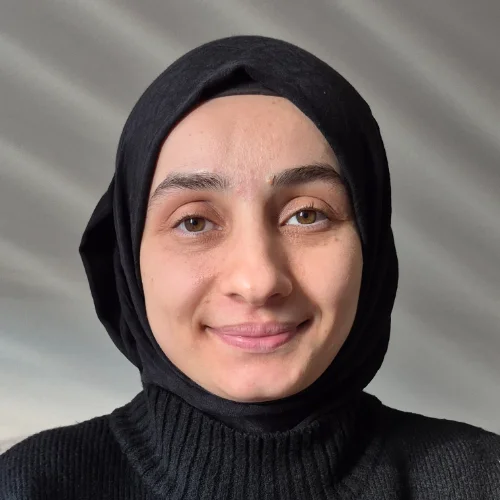 Özge D-