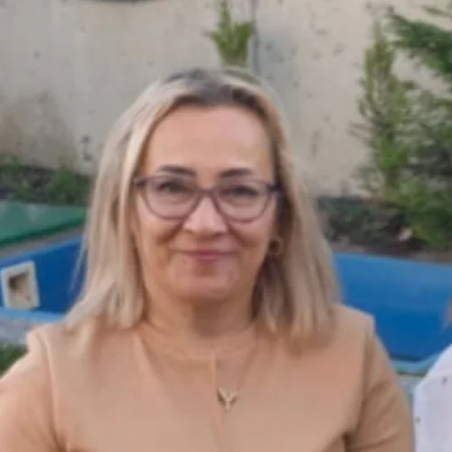 Ayşen A.-
