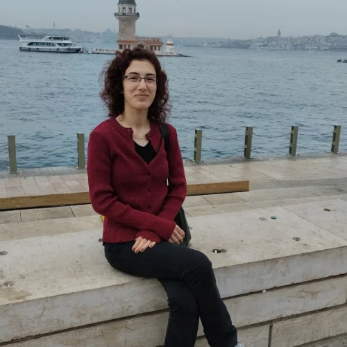 Büşra Ç.-
