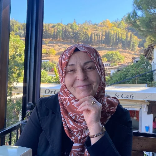 Zehra A.-