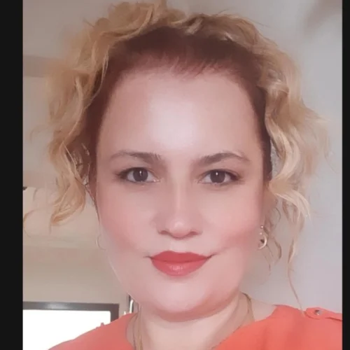 Dilek Ş.