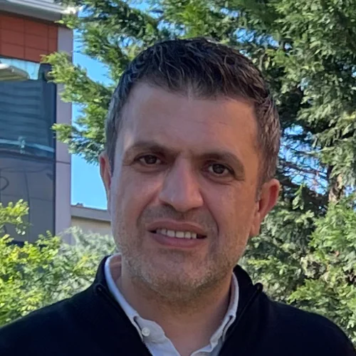 İsmail Ş.-
