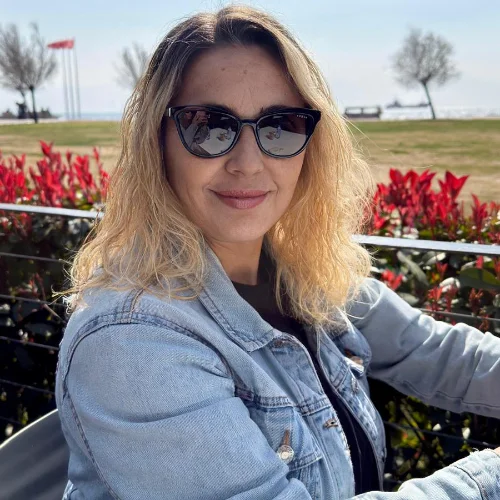 Birgül İ-