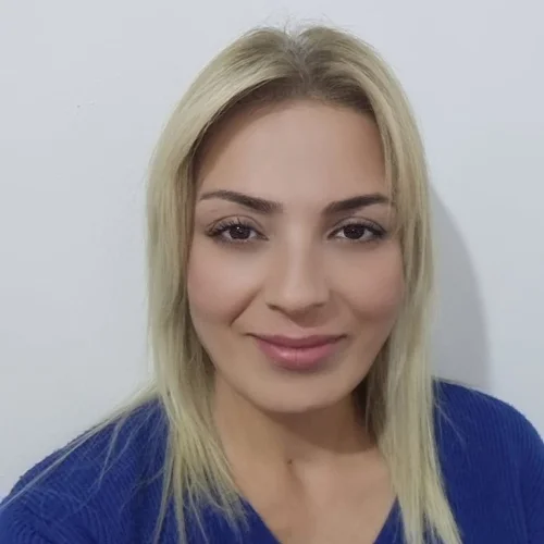 Zehra Z.