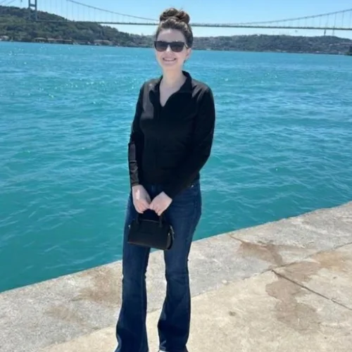 Dilek D.-