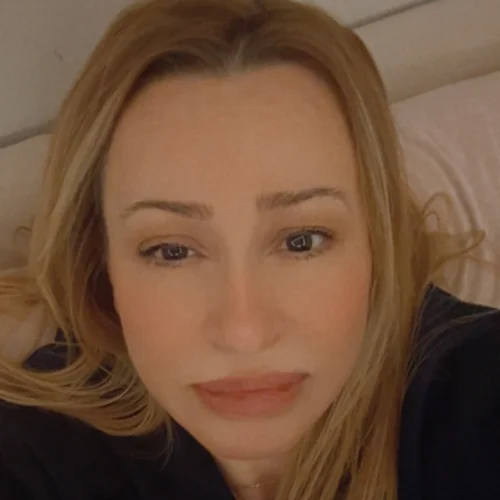 Hülya A.-