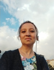 Ayşe Y.
