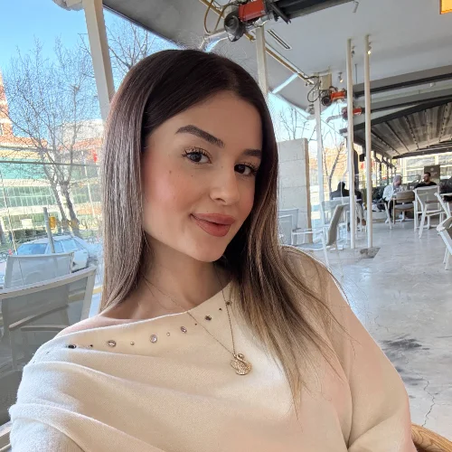 Merve A.