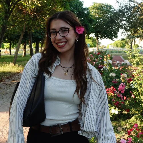 Hazal Ö.-