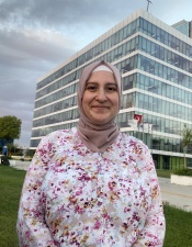 Ayşe Y-