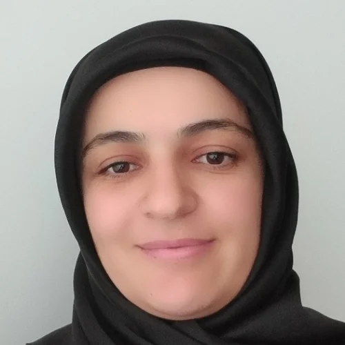 Emine Ç-